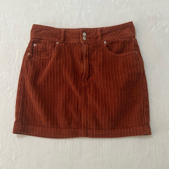 BDG Dresses & Skirts - Urban Outfitters BDG Rust Orange Corduroy Mini Skirt with Pockets Size Medium